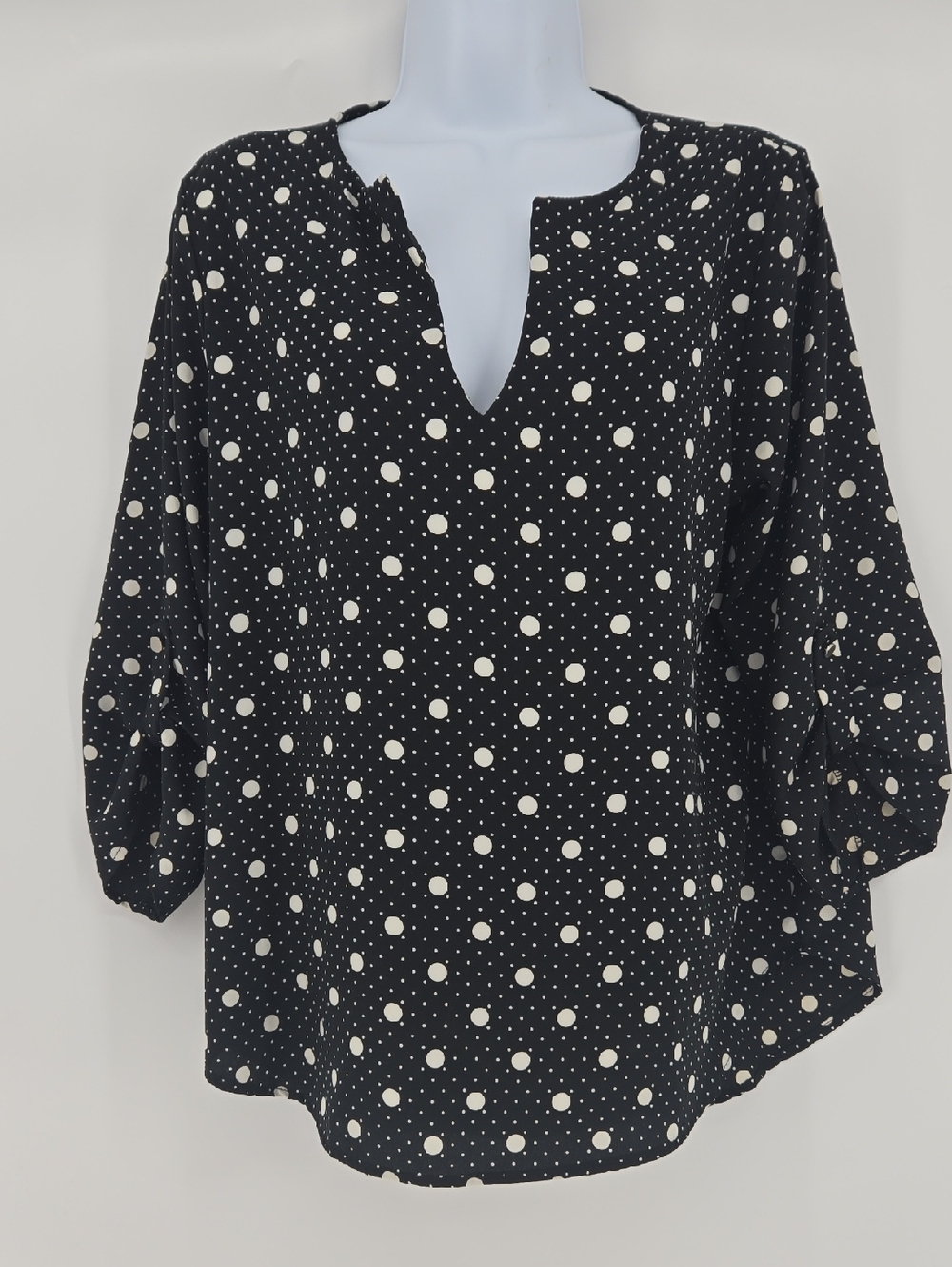 reneeC Quarter sleeve Sleeve Black and White Polkadot Blouse Size M‎ - Picture 2 of 11